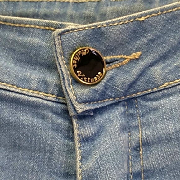 Knee Jeans! - Picture 5 of 8